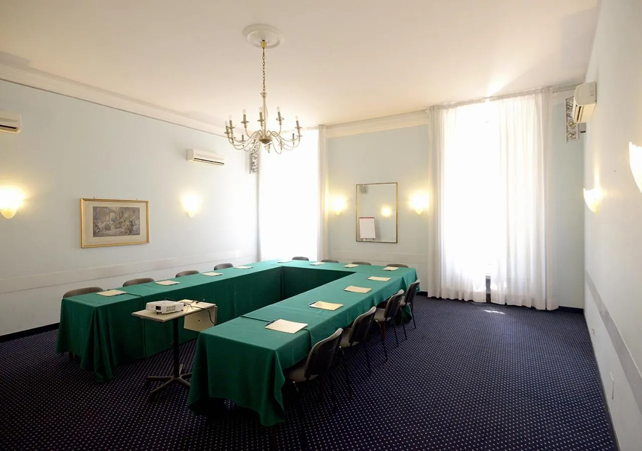 ג'נובה Hotel Mediterranee