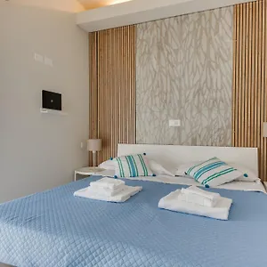 hotel-villa-madana.riccione-hotels.org/
