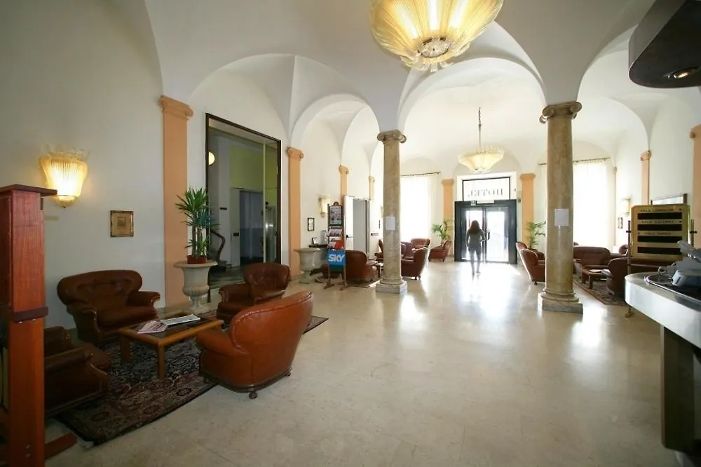 Hotel Mediterranee Генуя