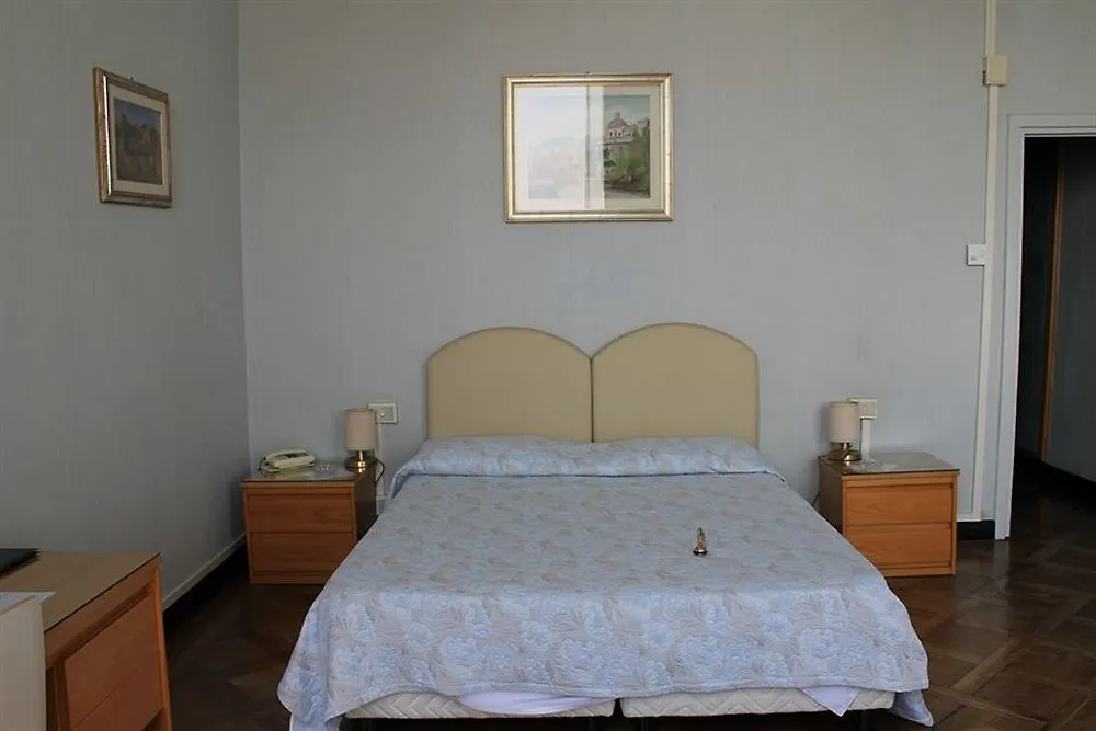 Hotel Mediterranee Genoa