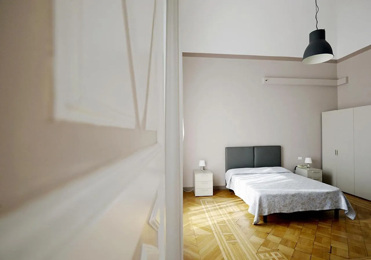 Hotel Mediterranee Генуя