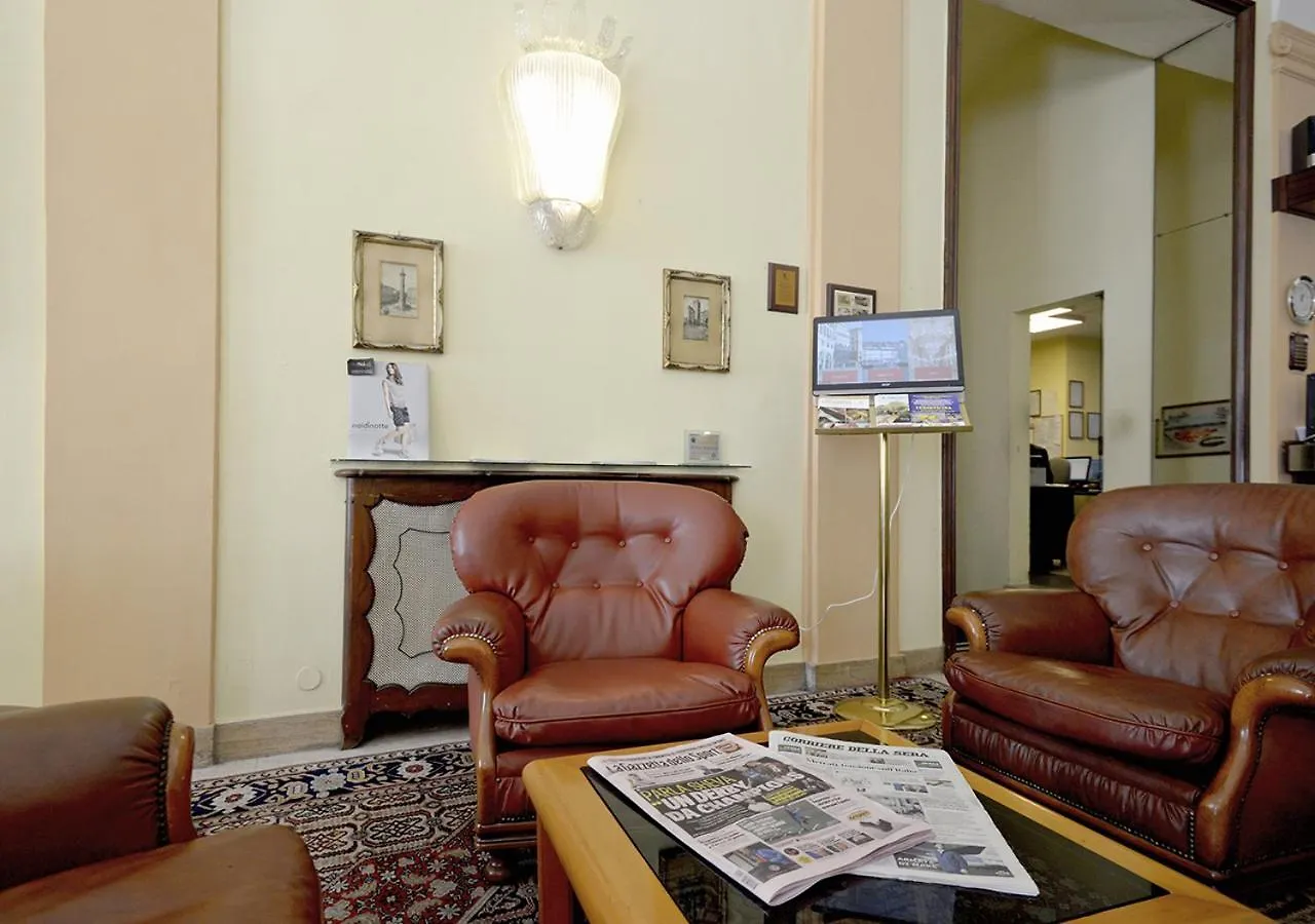 Hotel Mediterranee Генуя Италия
