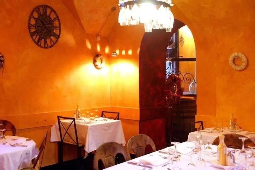 Hotel Mediterranee Генуя